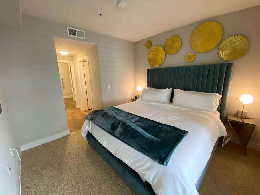 Apartahotel Lux One Bedroom With Garden View