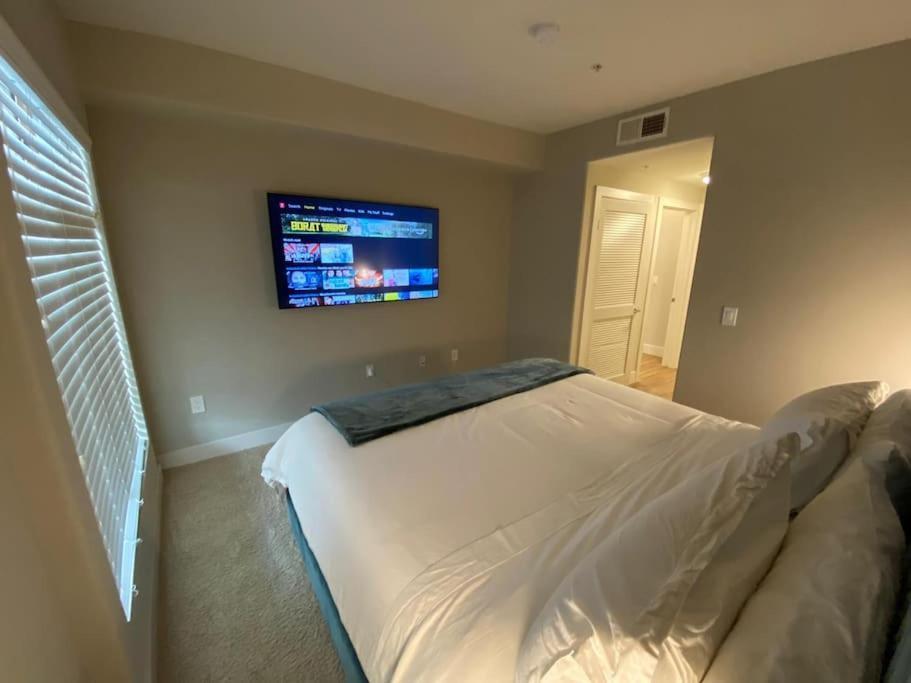 Apartahotel Lux One Bedroom With Garden View *